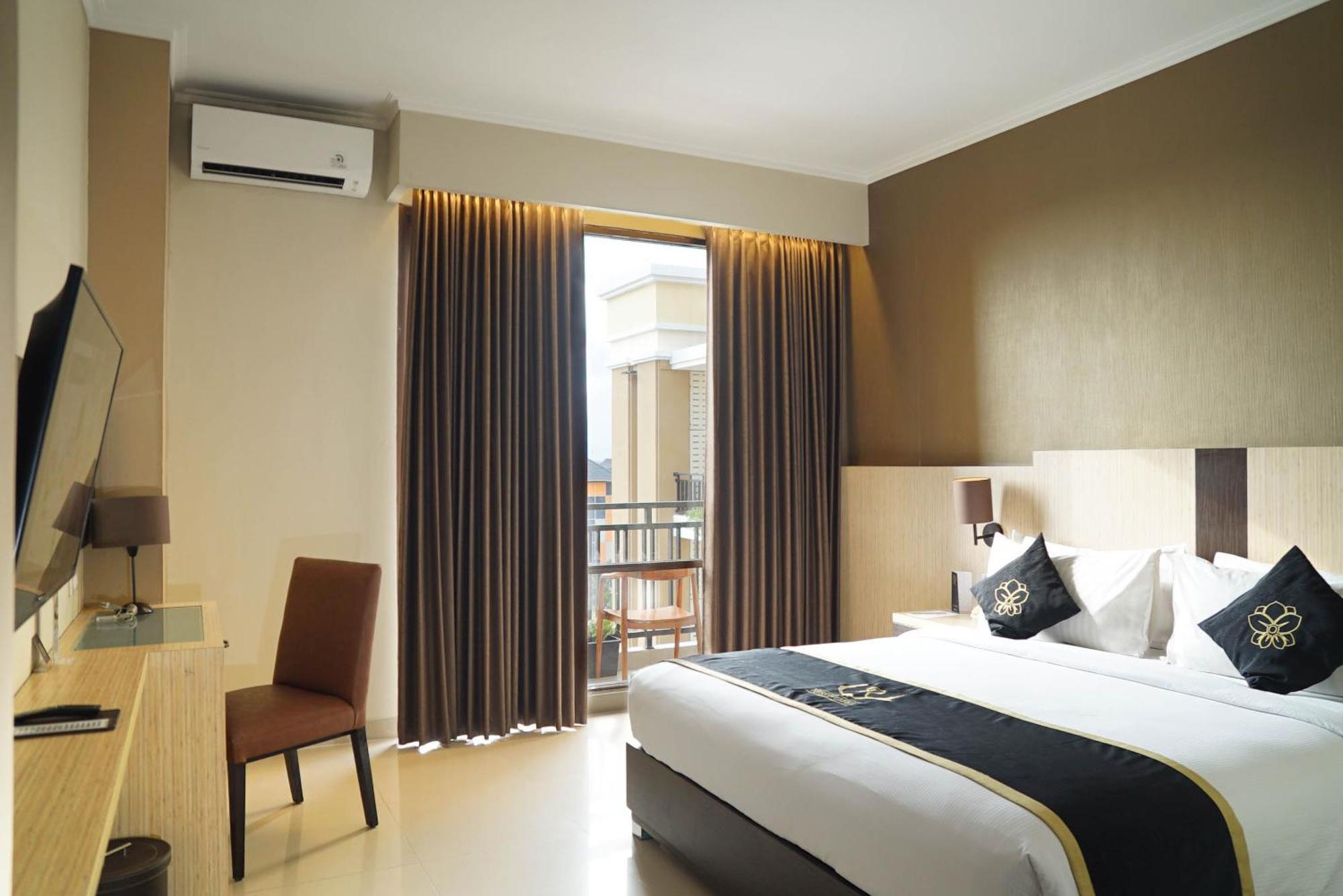 Riss Hotel Malioboro Джокьякарта Экстерьер фото