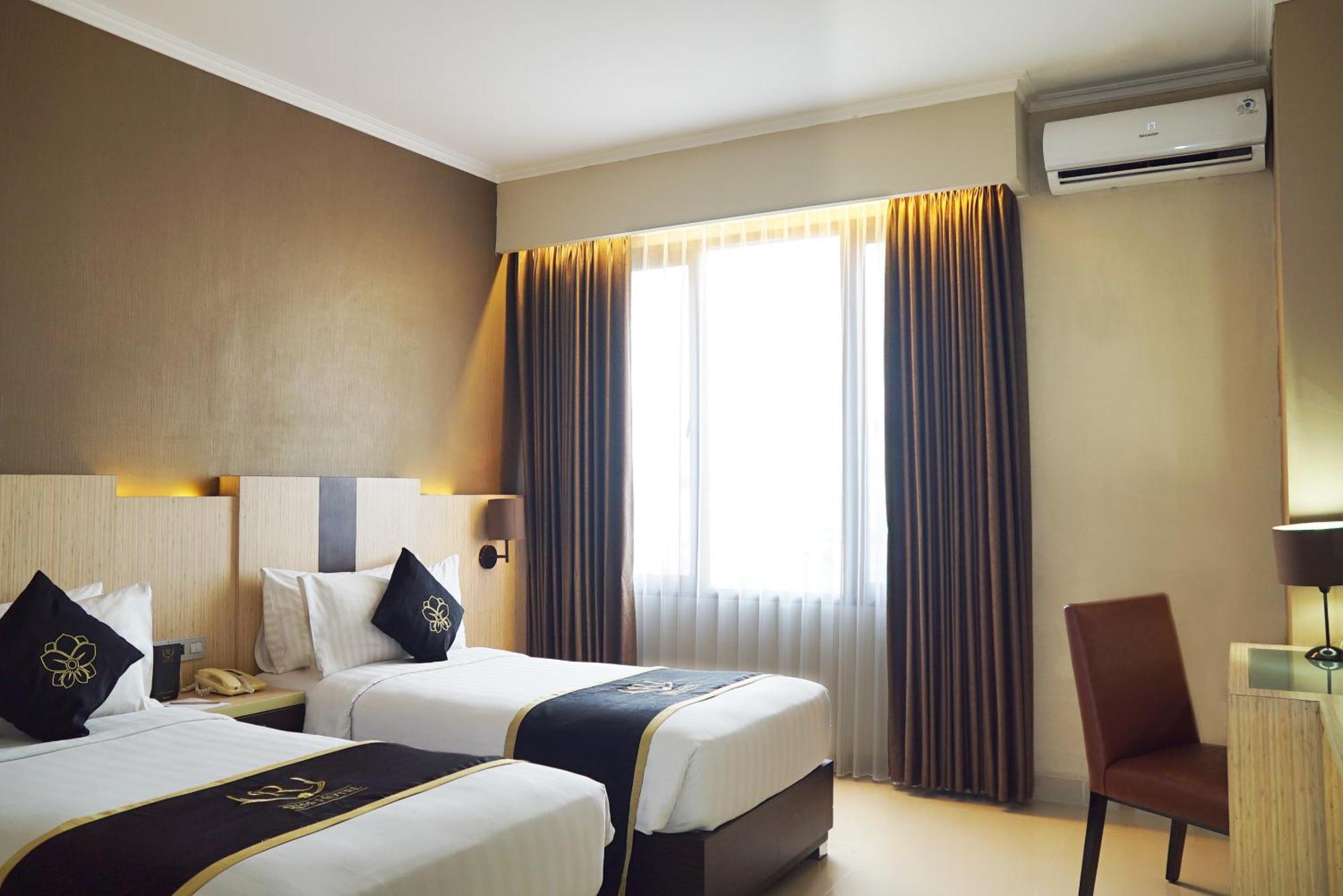 Riss Hotel Malioboro Джокьякарта Экстерьер фото