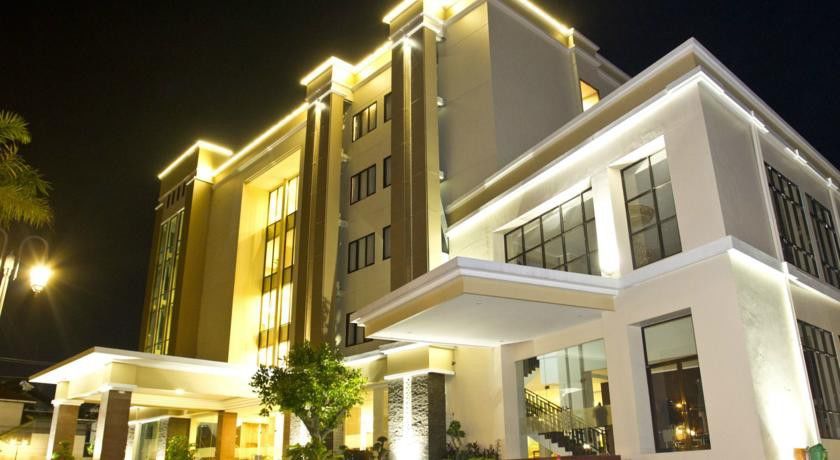 Riss Hotel Malioboro Джокьякарта Экстерьер фото