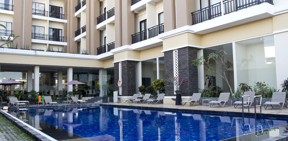Riss Hotel Malioboro Джокьякарта Экстерьер фото
